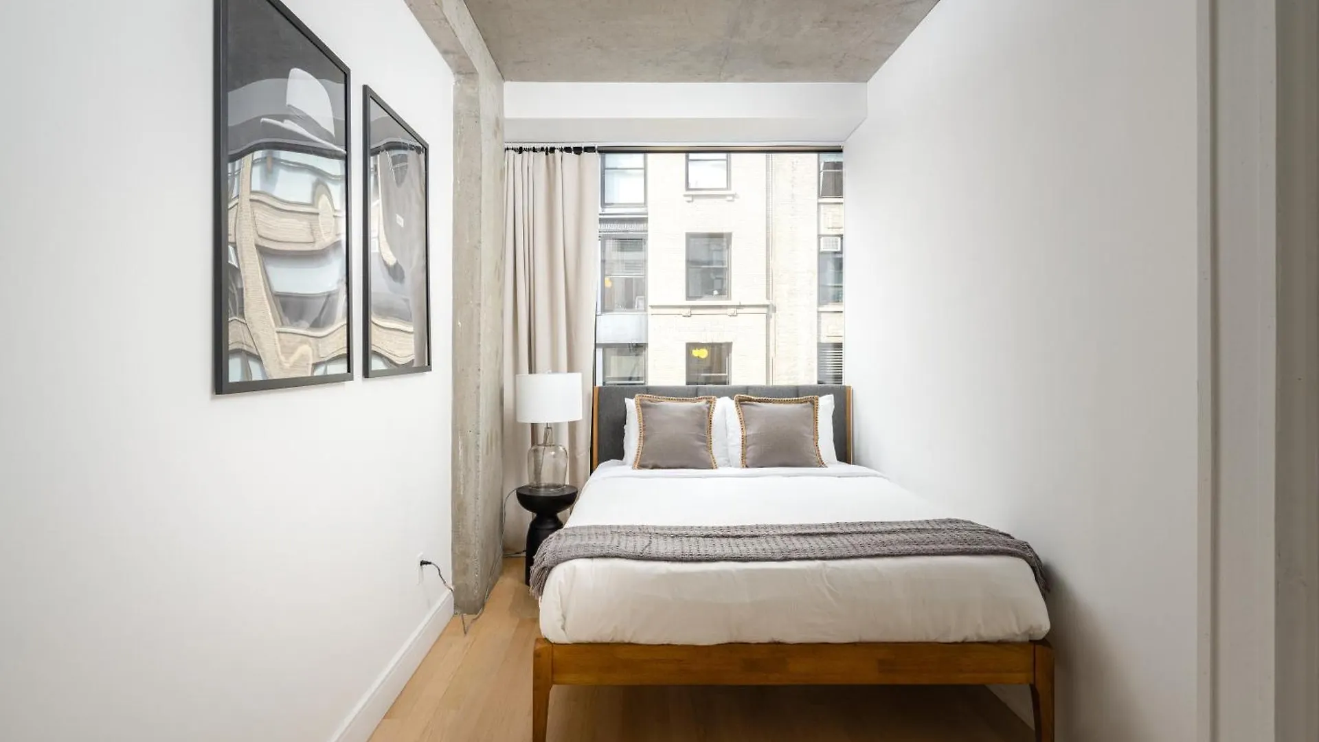 Stunning Apartment With Patio In Manhattan Нью-Йорк