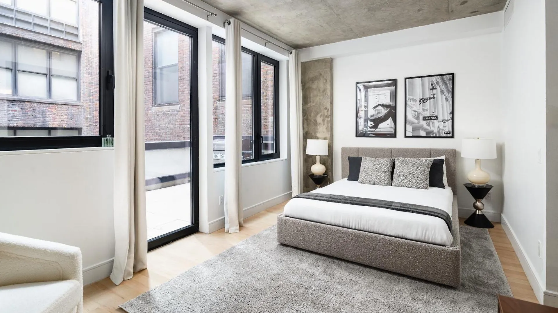 Stunning Apartment With Patio In Manhattan نيو يورك